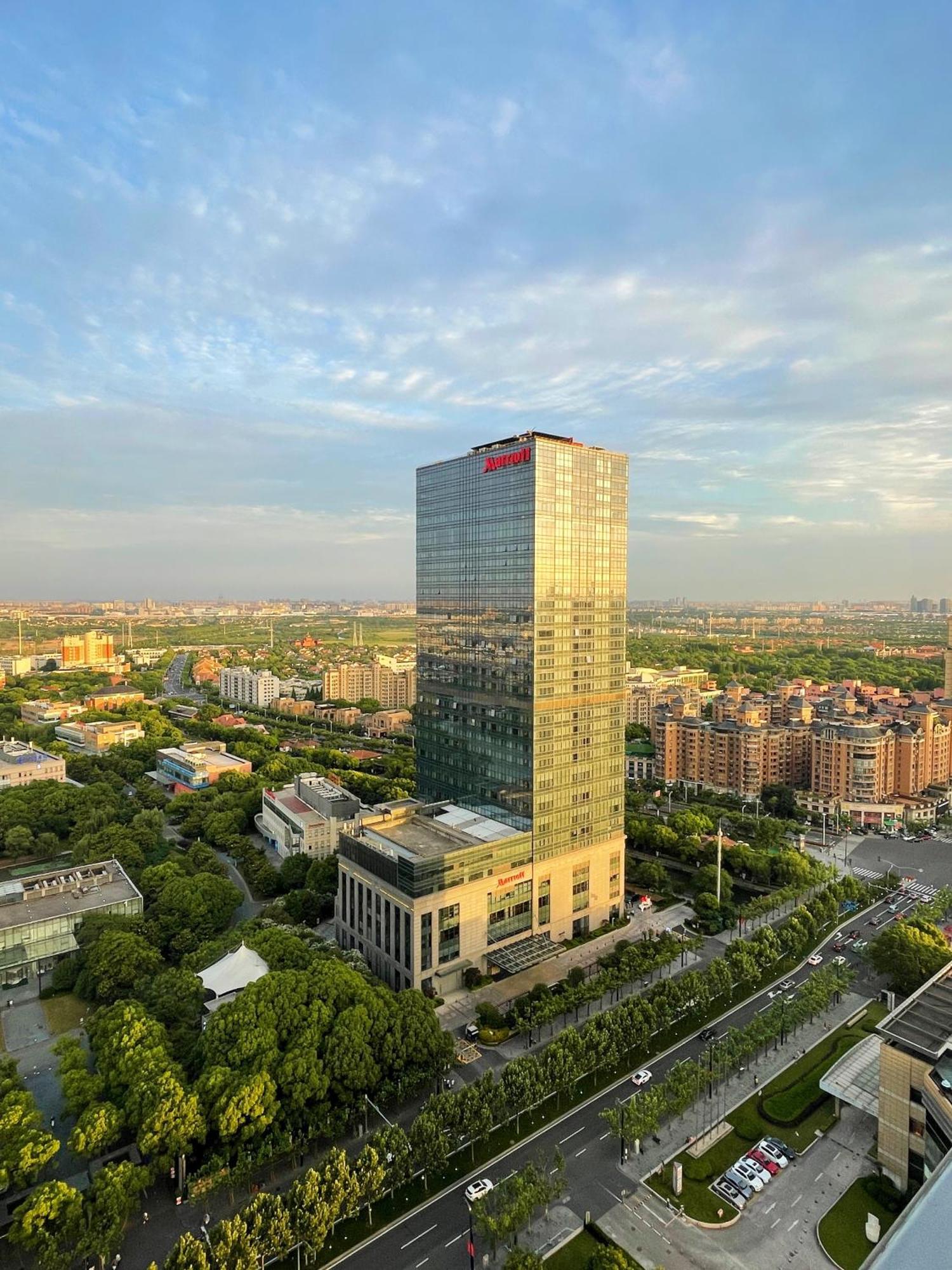 Shanghai Marriott Hotel Pudong East - Only A 30 Minute Drive From Disney Екстер'єр фото