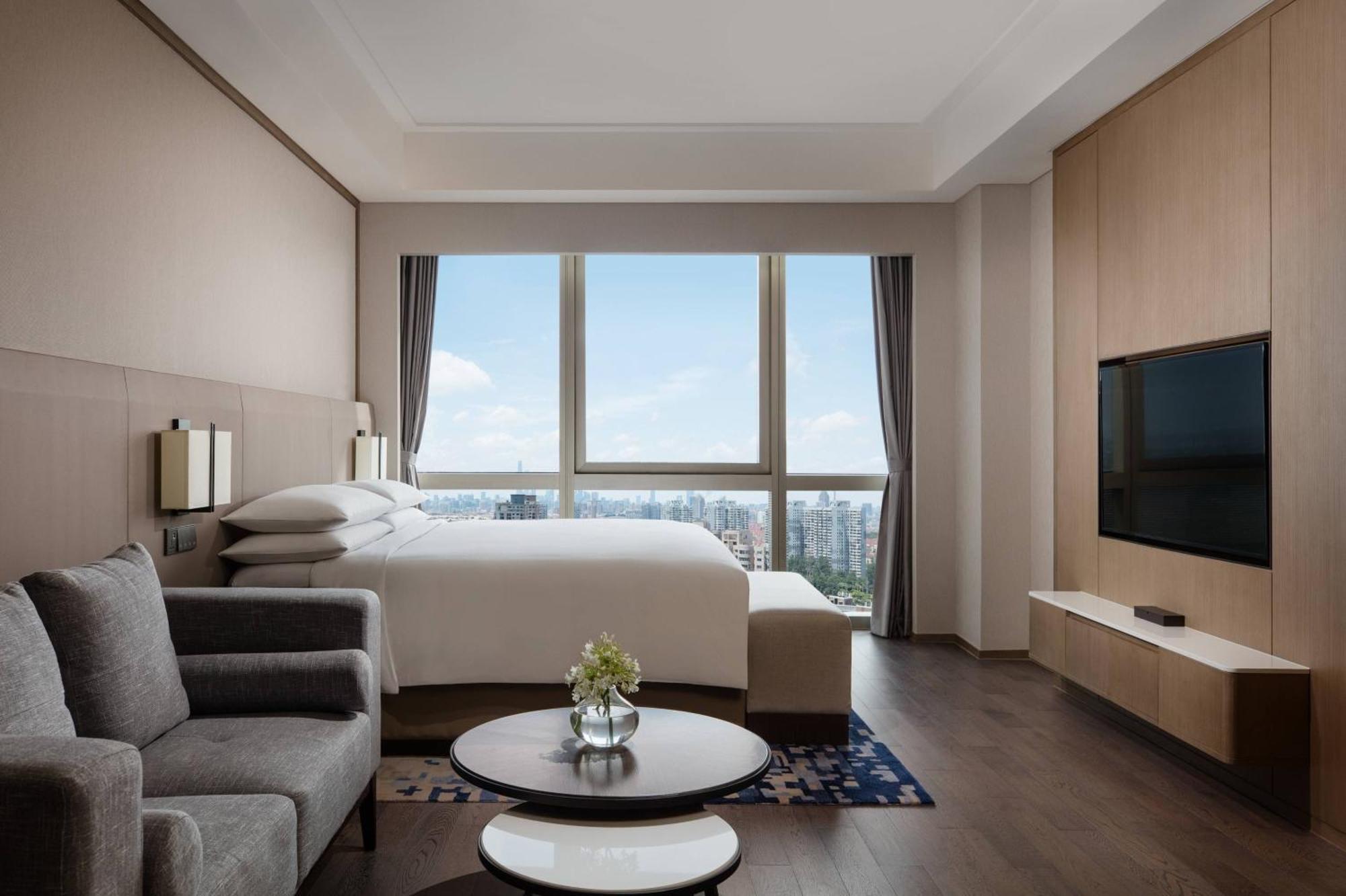 Shanghai Marriott Hotel Pudong East - Only A 30 Minute Drive From Disney Екстер'єр фото