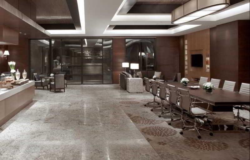 Shanghai Marriott Hotel Pudong East - Only A 30 Minute Drive From Disney Екстер'єр фото
